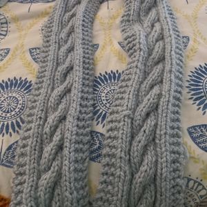 Handknit cable scarf